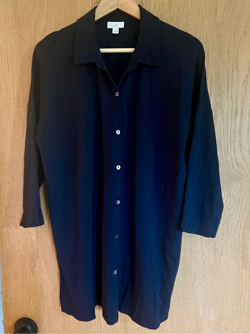 J. Jill Women’s Navy Button-Down Shirt size large